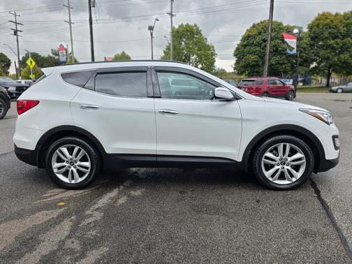 2016 Hyundai Santa Fe Sport 2.0L Turbo