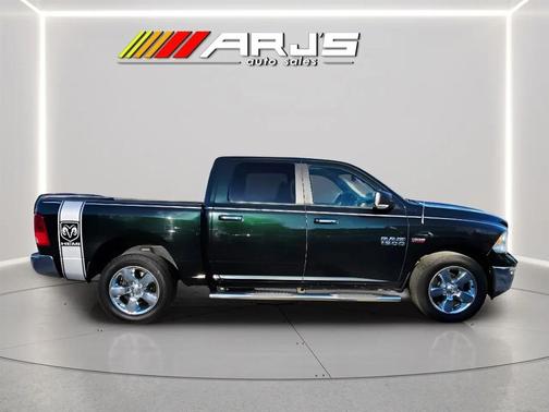 Black Forest Green Pearlcoat 2016 RAM 1500 Big Horn