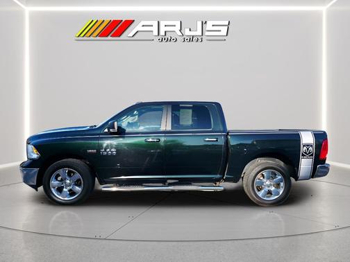 Black Forest Green Pearlcoat 2016 RAM 1500 Big Horn