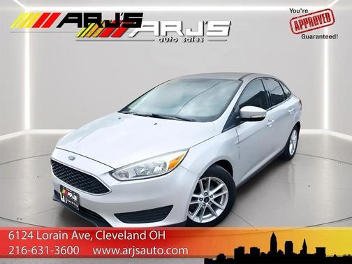 Ingot Silver 2016 Ford Focus SE