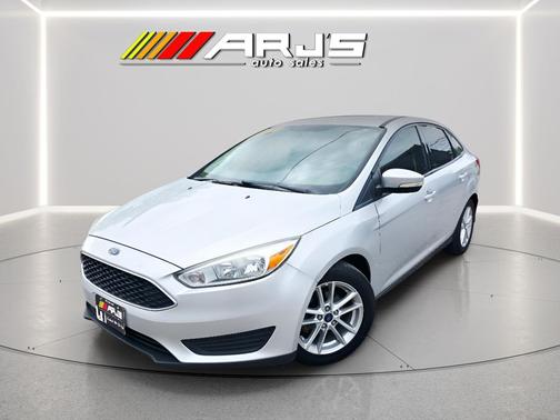 Ingot Silver 2016 Ford Focus SE