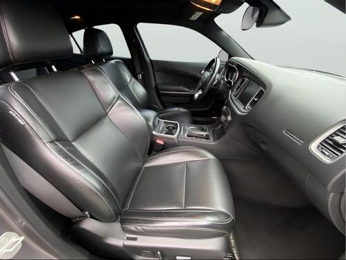 2016 Dodge Charger R/T