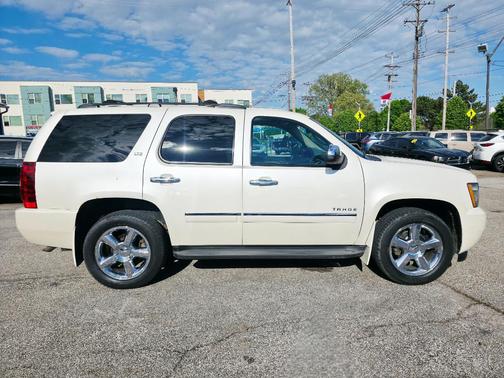 WHITE 2014 Chevrolet Tahoe LTZ