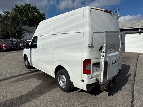 2016 Nissan NV Cargo NV2500 HD S V6