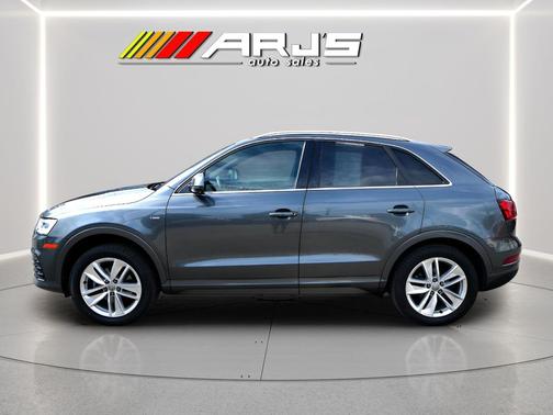 GRAY 2018 Audi Q3 2.0T Premium Plus