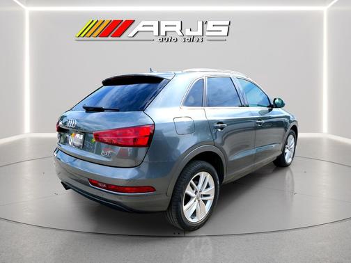 GRAY 2018 Audi Q3 2.0T Premium Plus