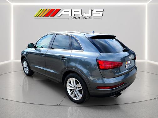 GRAY 2018 Audi Q3 2.0T Premium Plus