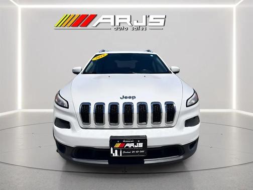 Bright White Clearcoat 2018 Jeep Cherokee Latitude