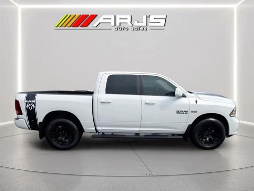 Bright White Clearcoat 2014 RAM 1500 Sport