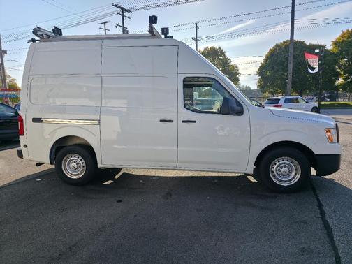 2019 Nissan NV Cargo NV3500 HD S V8