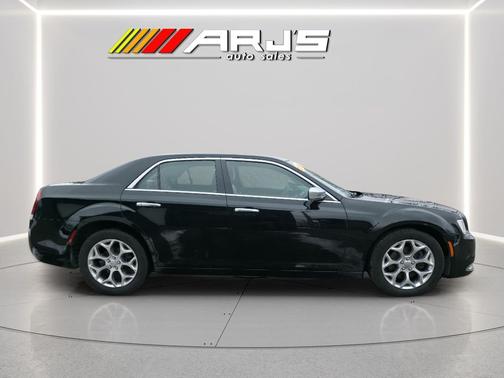 2016 Chrysler 300C Platinum