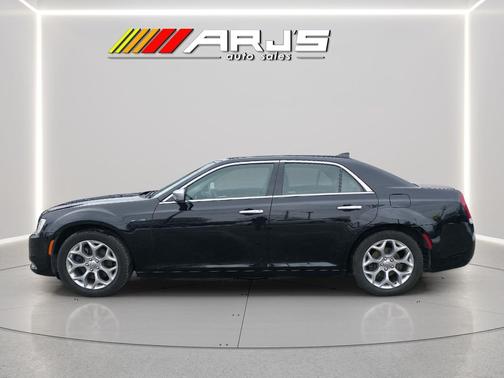 2016 Chrysler 300C Platinum