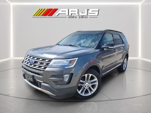 GRAY 2016 Ford Explorer XLT