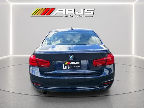 2016 BMW 320 i