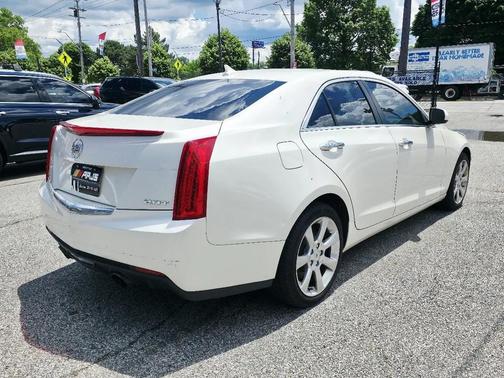 White Diamond Tricoat 2014 Cadillac ATS 2.0L Turbo