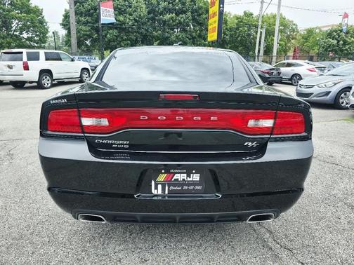 Pitch Black 2014 Dodge Charger R/T