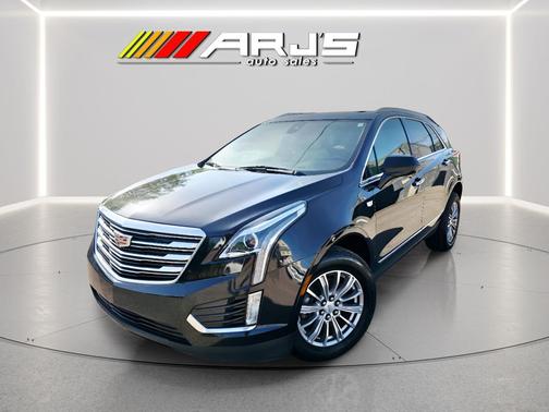 Stellar Black Metallic 2017 Cadillac XT5 Luxury