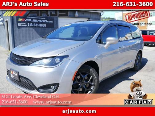 2018 Chrysler Pacifica Touring-L Plus