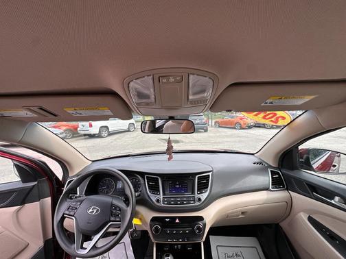 Ruby Wine 2016 Hyundai TUCSON SE