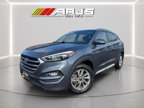 2017 Hyundai TUCSON SE Plus