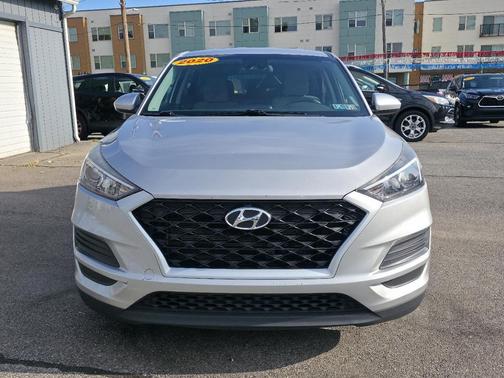 2020 Hyundai TUCSON SE