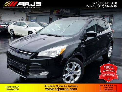 Tuxedo Black 2013 Ford Escape SE