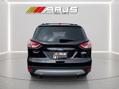 Tuxedo Black 2013 Ford Escape SE