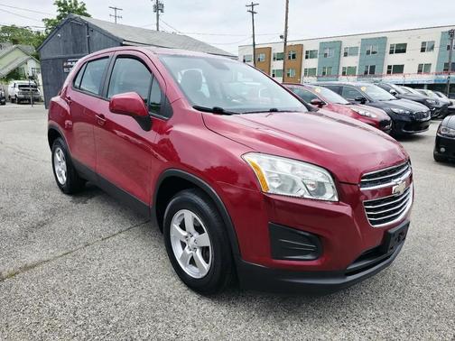 Red 2015 Chevrolet Trax 1LS