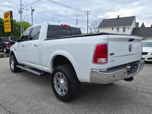 Bright White Clearcoat 2014 RAM 2500 Laramie