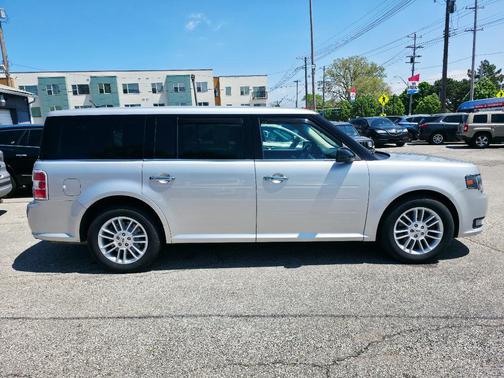 Ingot Silver Metallic 2016 Ford Flex SEL