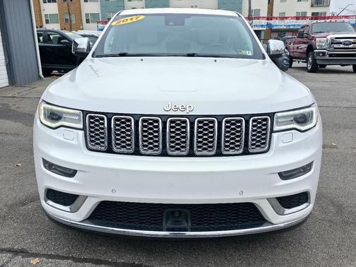 2017 Jeep Grand Cherokee Summit