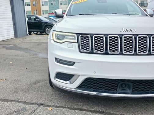 2017 Jeep Grand Cherokee Summit