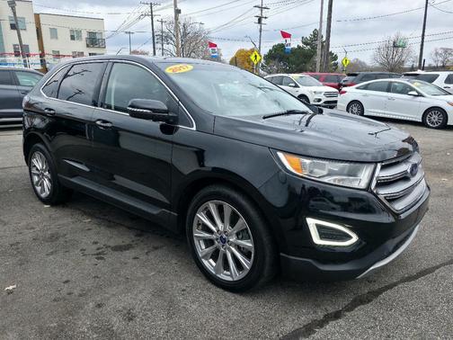 2017 Ford Edge Titanium