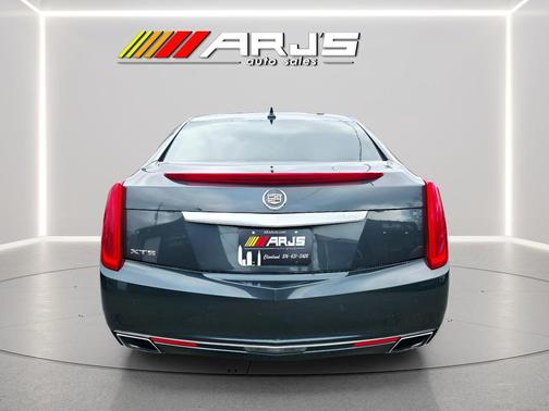 2013 Cadillac XTS Luxury