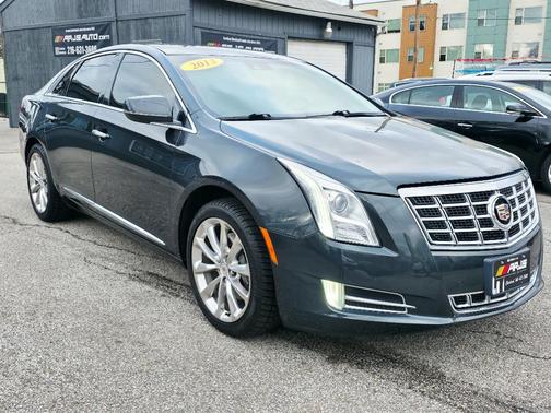 2013 Cadillac XTS Luxury