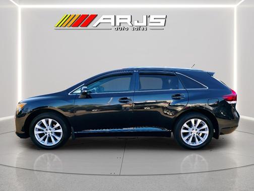Attitude Black 2013 Toyota Venza LE