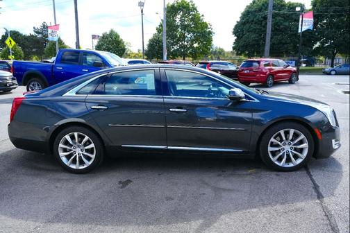 2016 Cadillac XTS Luxury