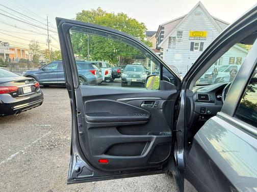 Modern Steel Metallic 2019 Honda Pilot EX-L