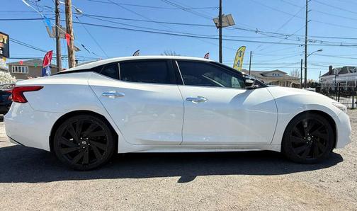 Pearl White 2017 Nissan Maxima 3.5 SL