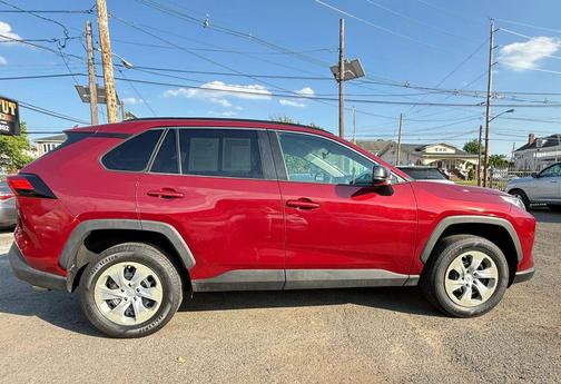 Ruby Flare Pearl 2019 Toyota RAV4 LE