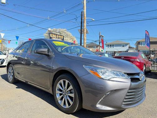 2017 Toyota Camry XLE