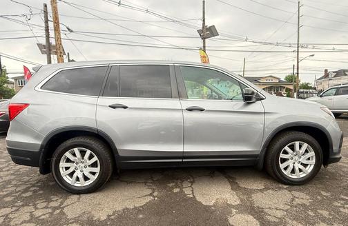 Lunar Silver Metallic 2020 Honda Pilot AWD LX