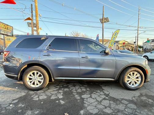 Reactor Blue Pearlcoat 2021 Dodge Durango SXT RWD