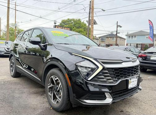 Fusion Black 2023 Kia Sportage LX