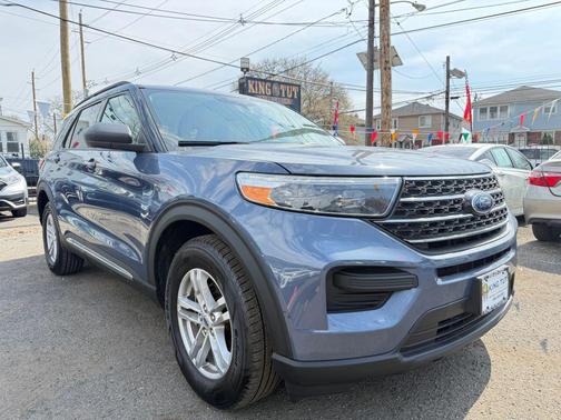 Infinite Blue Metallic Tinted Clearcoat 2021 Ford Explorer XLT