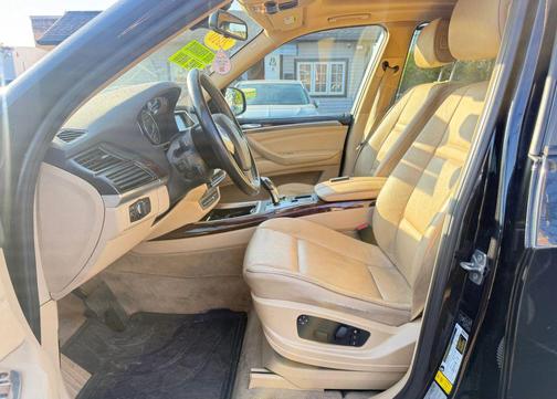 Black 2010 BMW X5 xDrive30i