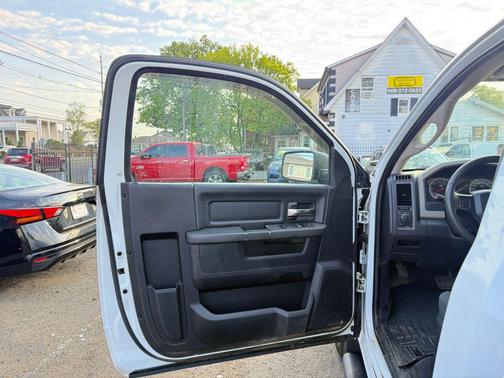 Bright White Clearcoat 2012 RAM 1500 ST