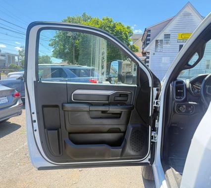 Bright White Clearcoat 2022 RAM 2500 Tradesman Regular Cab 4x2 8' Box
