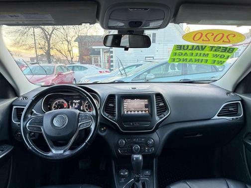 Olive Green Pearlcoat 2020 Jeep Cherokee Latitude Plus