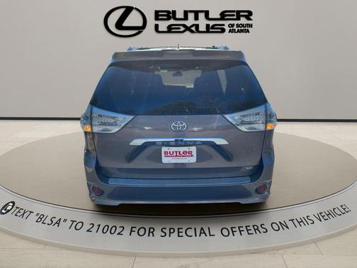 2018 Toyota Sienna SE